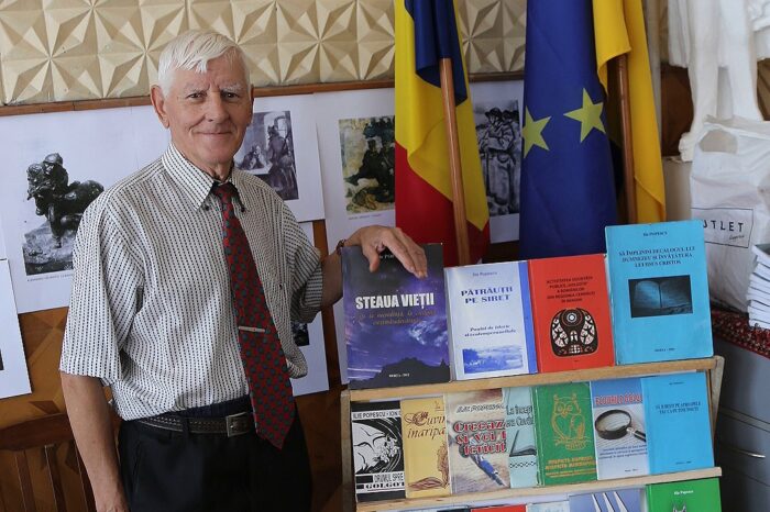 Biblioteca „I.G. Sbiera” din Suceava găzduiește conferința cu tema „Un simbol românesc din nordul Bucovinei: Profesorul Ilie Popescu”