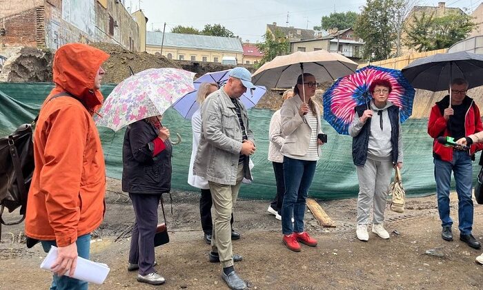 Acțiune de protest la Cernăuți. Locuitorii orașului nemulțumiți de o construcție majoră