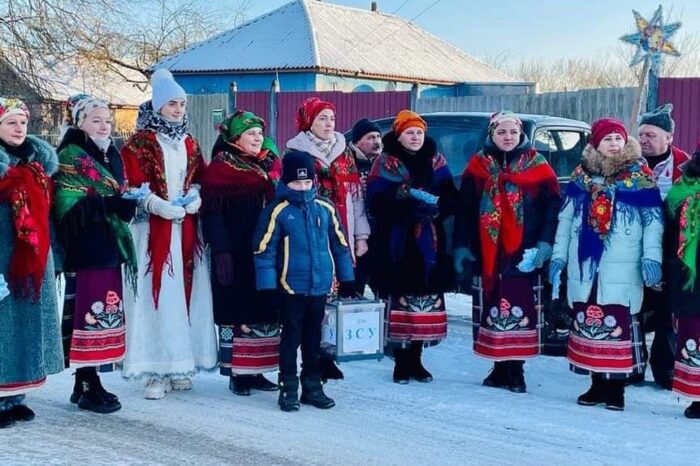 Un grup de colindători au fost jefuiți și atacați în Transcarpatia de Crăciun pe stil vechi. Atacatorul riscă până la zece ani de închisoare