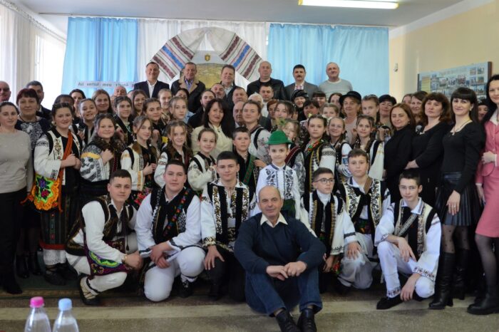 605 de ani de la prima atestare documentară a satului Oprișeni, regiunea Cernăuți (FOTO)