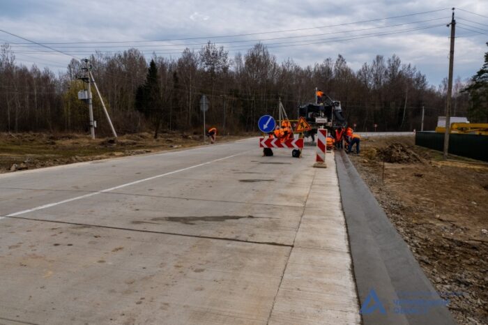 În regiunea Cernăuți au fost reluate lucrările de construcție a drumului spre frontiera cu România