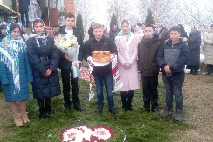 Sărbătoare în Parohia Corcești. A fost sfințită Masa Sfântului Altar (FOTO)