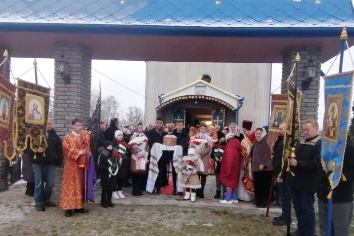 La biserica ortodoxă din Mămăliga au fost înălțate rugăciuni pentru pace în Ucraina