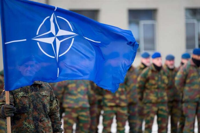 El Pais: NATO intenționează să deschidă un centru de pregătire în apărare pentru militarii ucraineni