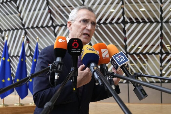 Jens Stoltenberg: „Unele țări pot să ignore recomandările NATO și să livreze rapid muniții Ucrainei”