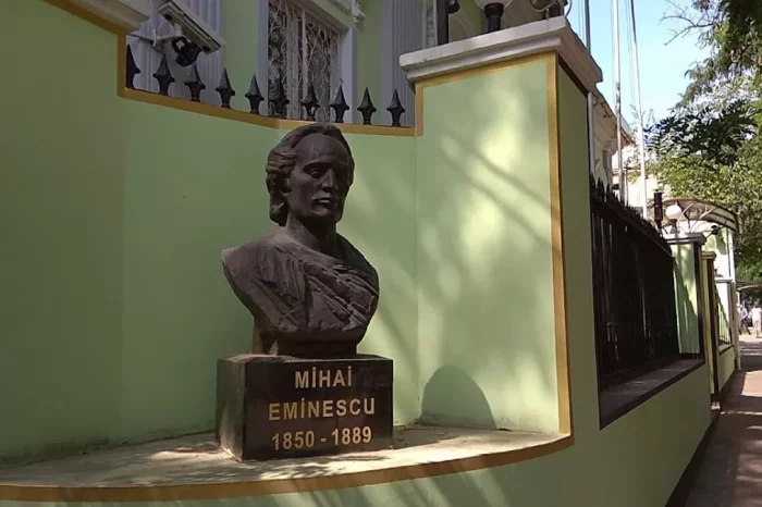 Mihai Eminescu, personalitate non-grata în Odesa! Comunitatea românească dezamăgită de decizia autorităților locale