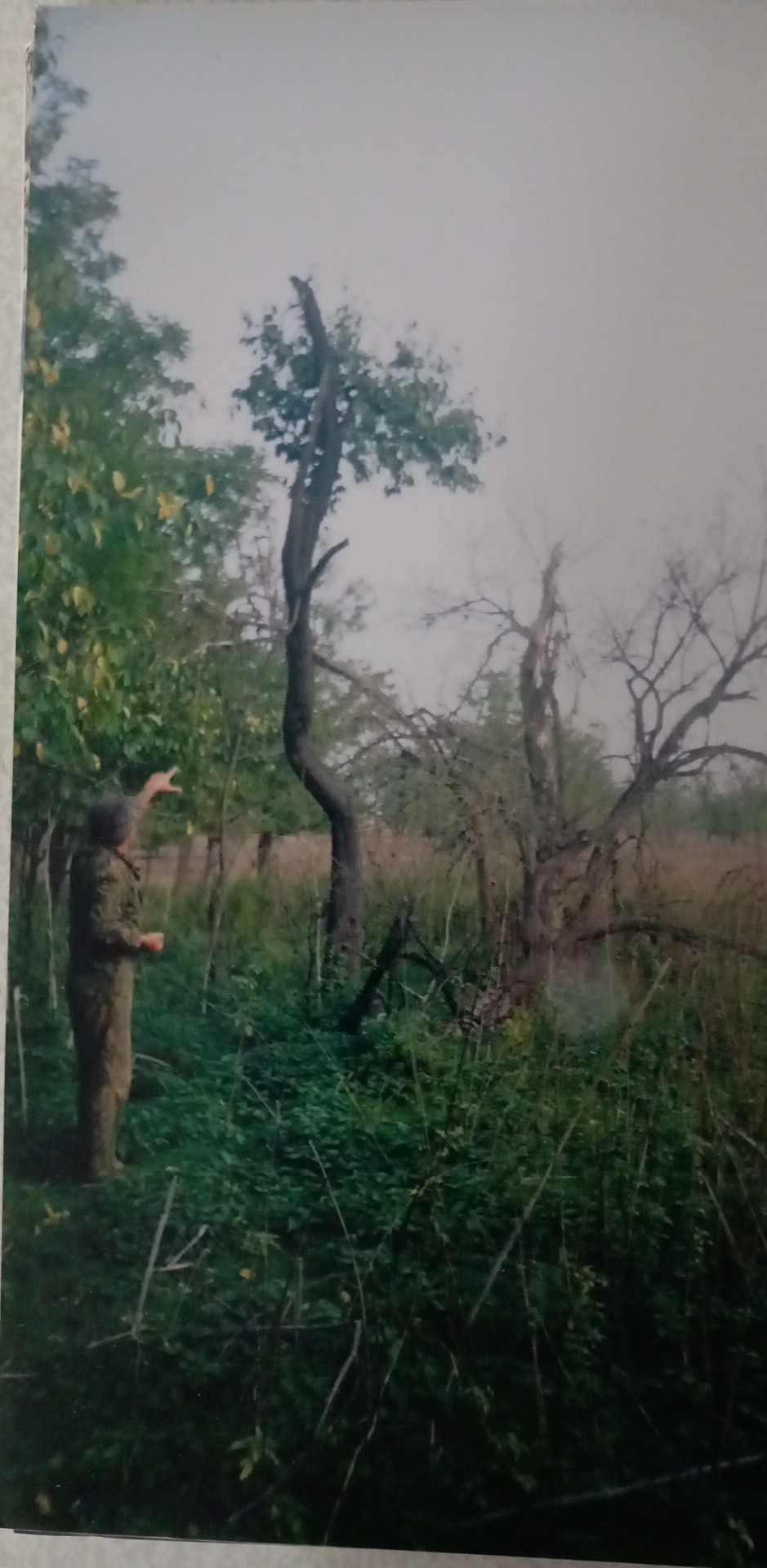 Ștefan Pinteac, la poligonul militar. Poză de Vadim Bacinschi (2001)