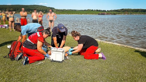 Un băiat de 13 ani s-a înecat într-un lac la o bază de odihnă din regiunea Cernăuți