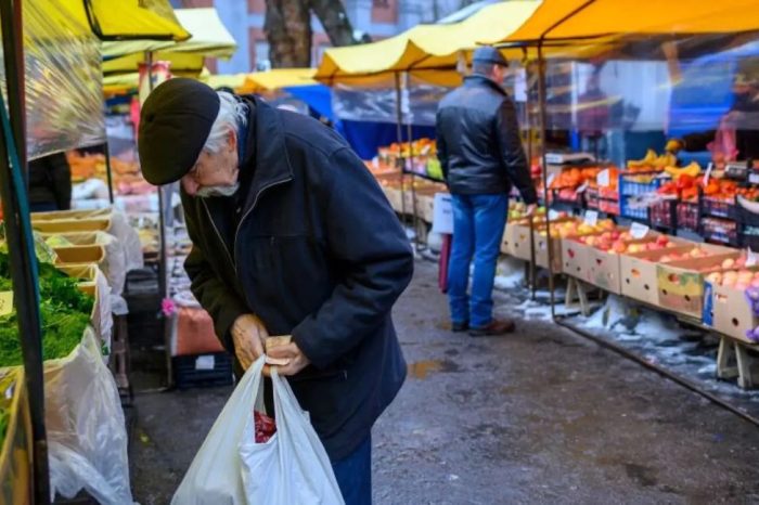 Ucraina: Se vor scumpi produsele alimentare